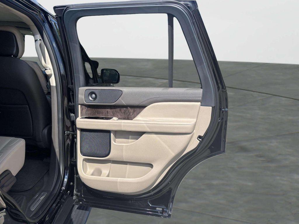 used 2024 Lincoln Navigator car, priced at $67,000
