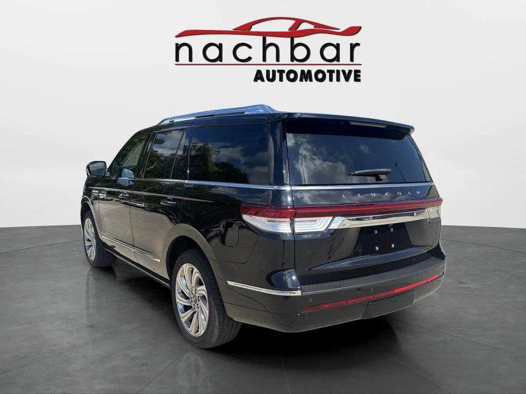 used 2024 Lincoln Navigator car, priced at $67,000