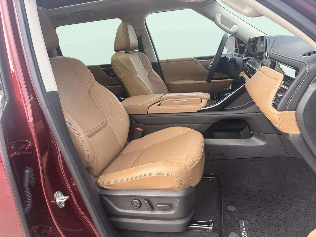 used 2025 INFINITI QX80 car, priced at $71,500
