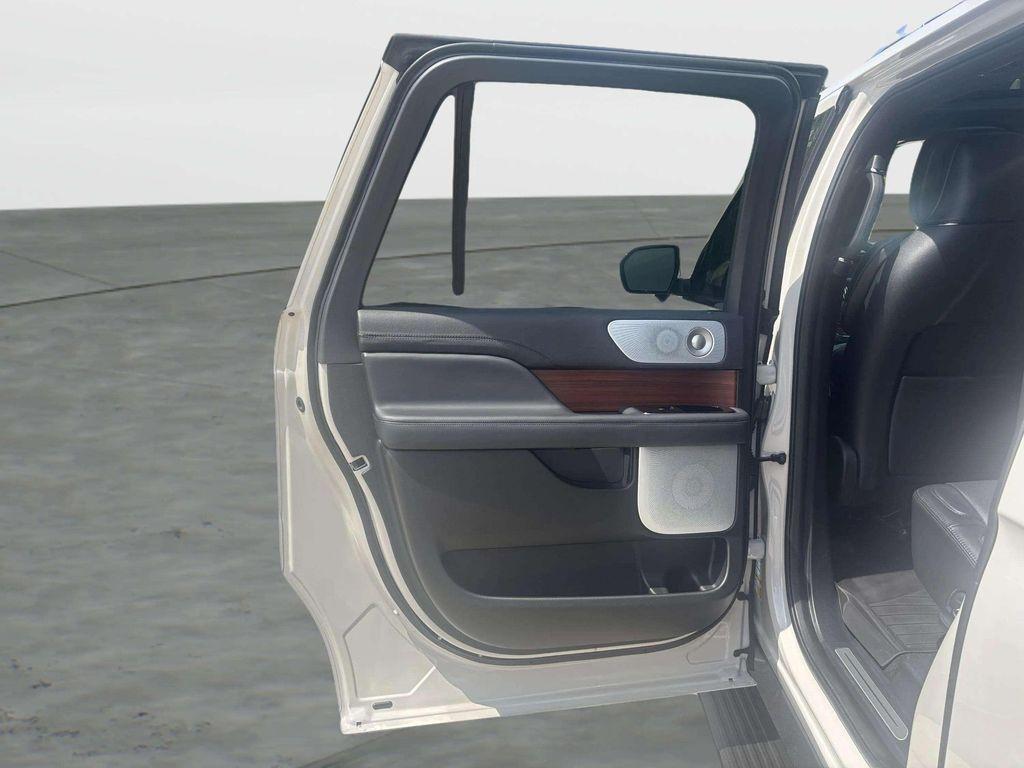 used 2024 Lincoln Navigator car, priced at $76,000