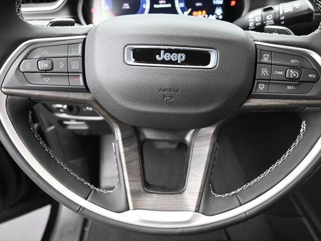 new 2025 Jeep Grand Cherokee car, priced at $49,071