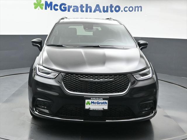 new 2025 Chrysler Pacifica car, priced at $49,411