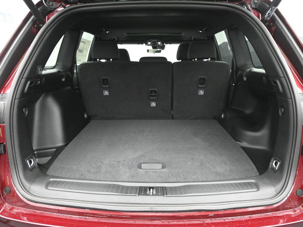 new 2025 Jeep Grand Cherokee car, priced at $40,920