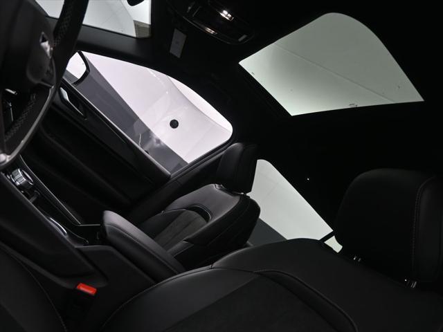 new 2025 Jeep Grand Cherokee L car, priced at $41,977