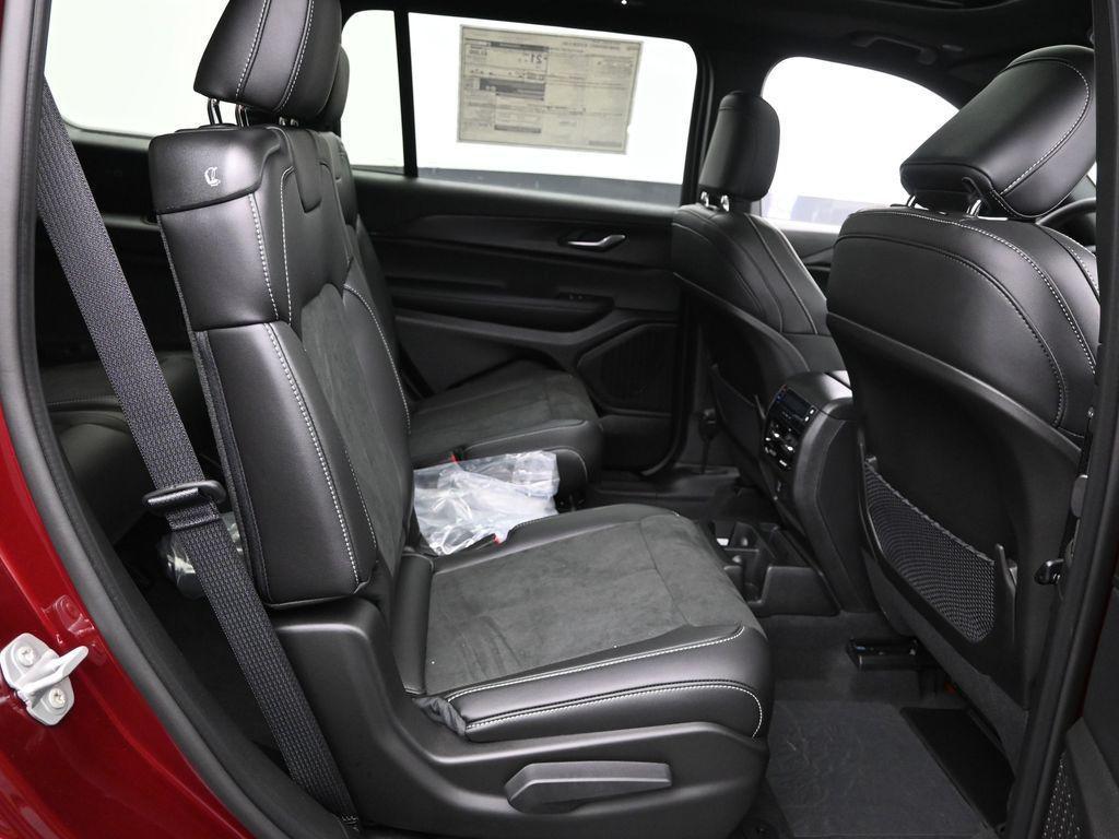 new 2025 Jeep Grand Cherokee L car, priced at $43,230