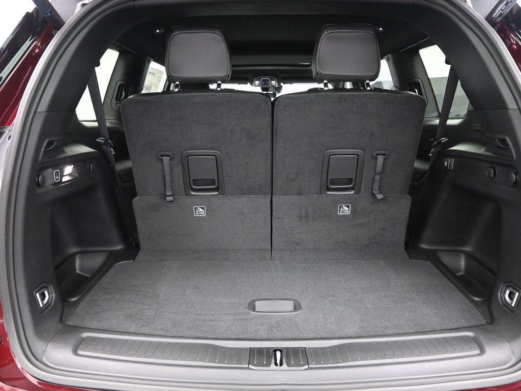 new 2025 Jeep Grand Cherokee L car, priced at $43,230