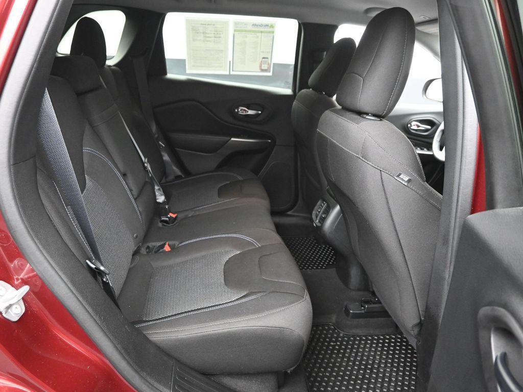 used 2019 Jeep Cherokee car, priced at $9,990