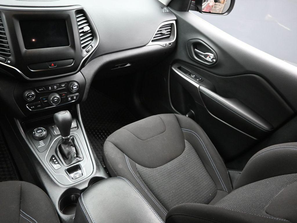 used 2019 Jeep Cherokee car, priced at $9,990