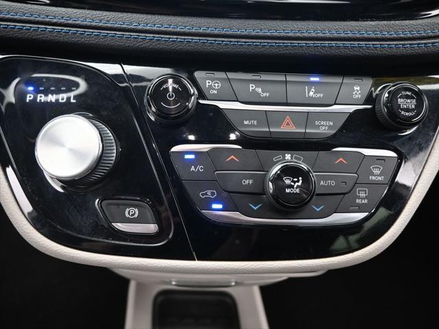 used 2021 Chrysler Pacifica Hybrid car, priced at $32,000