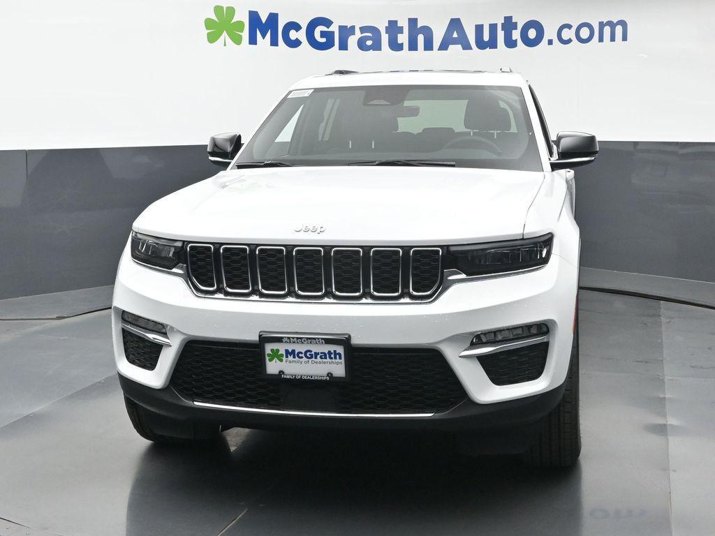 new 2025 Jeep Grand Cherokee car, priced at $42,665