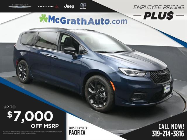 new 2025 Chrysler Pacifica car, priced at $48,821