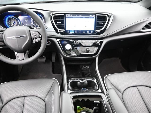 new 2025 Chrysler Pacifica car, priced at $48,821