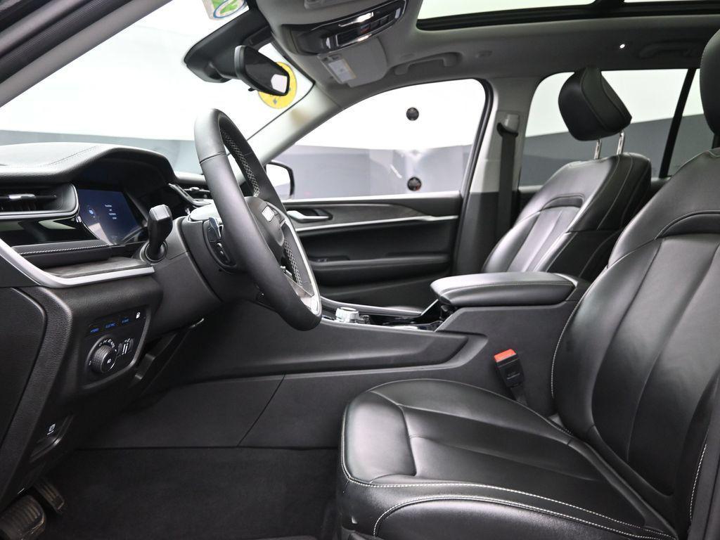 used 2023 Jeep Grand Cherokee 4xe car, priced at $29,102