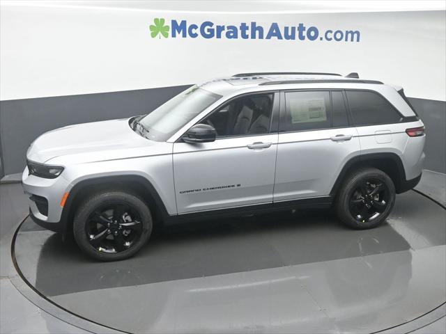 new 2025 Jeep Grand Cherokee car, priced at $40,175