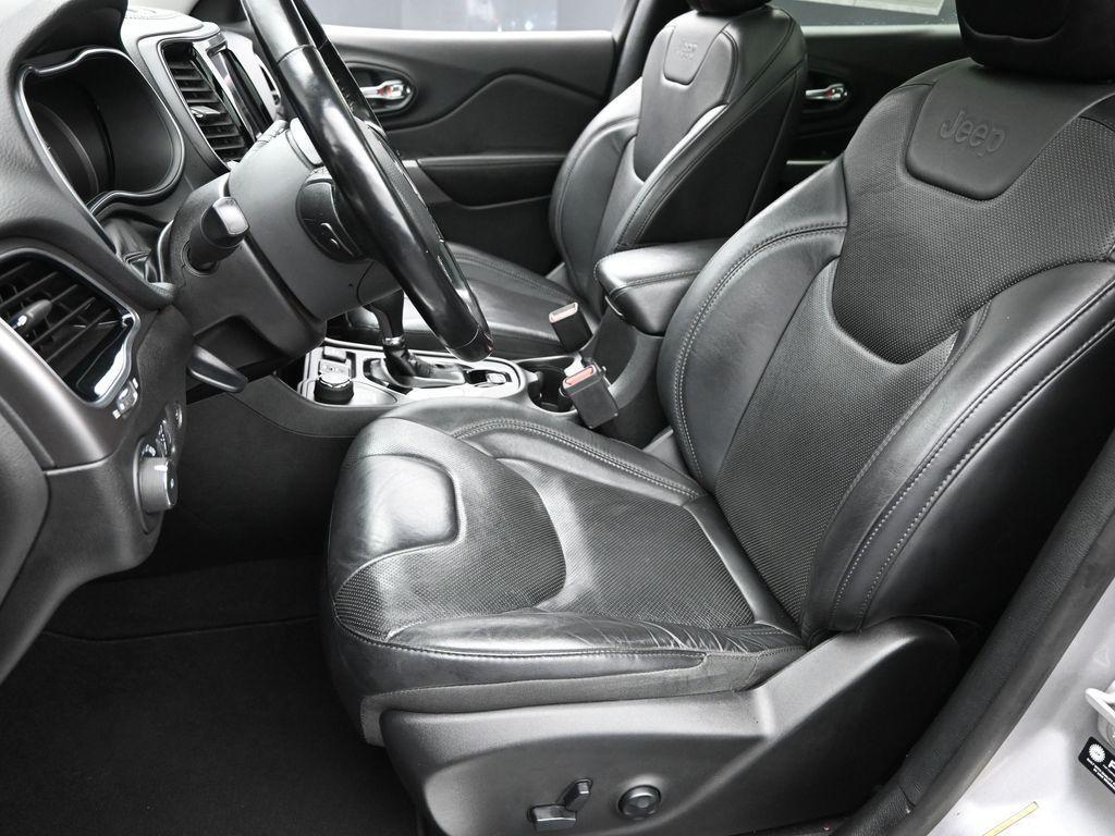 used 2021 Jeep Cherokee car, priced at $23,598
