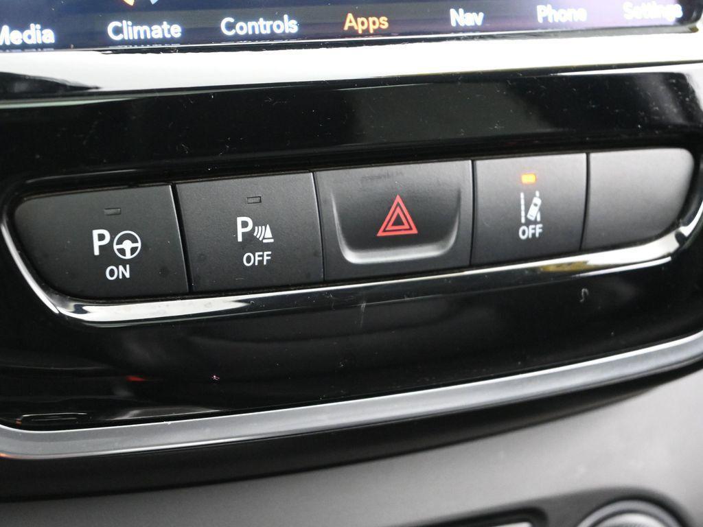 used 2021 Jeep Cherokee car, priced at $23,598