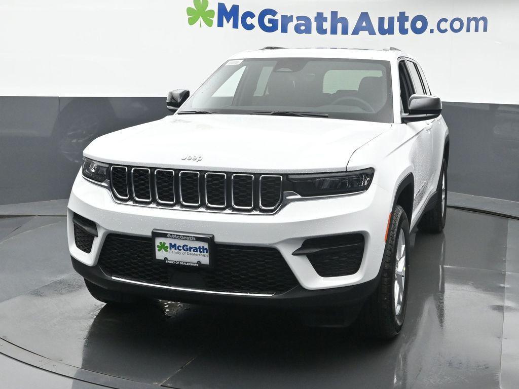 new 2025 Jeep Grand Cherokee car, priced at $36,325