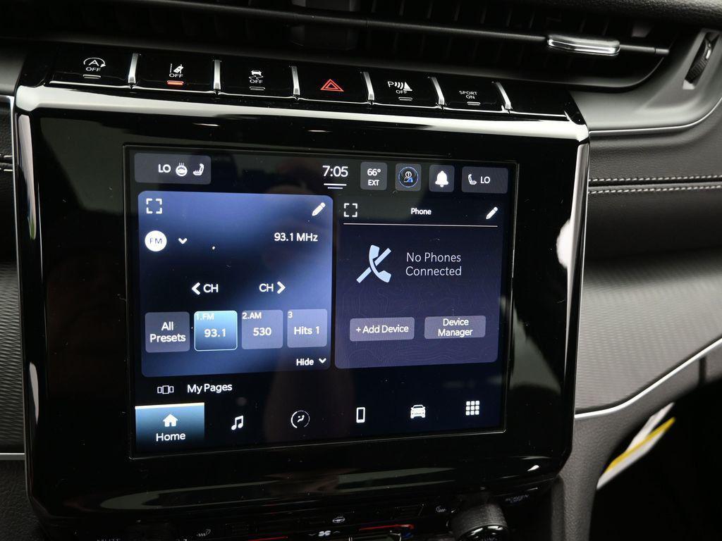 new 2025 Jeep Grand Cherokee car, priced at $36,325