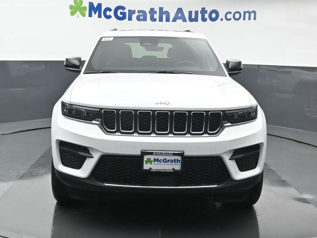 new 2025 Jeep Grand Cherokee car, priced at $36,325