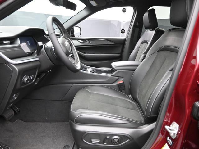 new 2025 Jeep Grand Cherokee L car, priced at $42,572