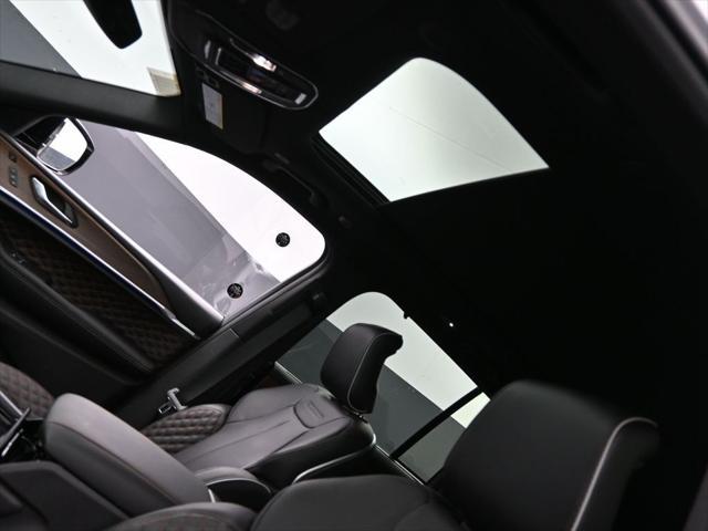 new 2025 Jeep Grand Cherokee car, priced at $55,930