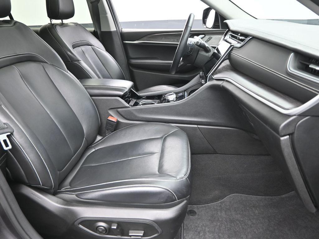 used 2021 Jeep Grand Cherokee L car, priced at $30,449