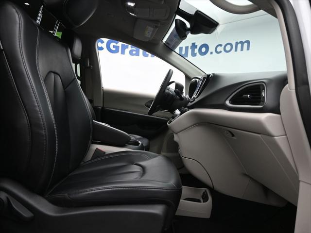 used 2023 Chrysler Pacifica car, priced at $25,900
