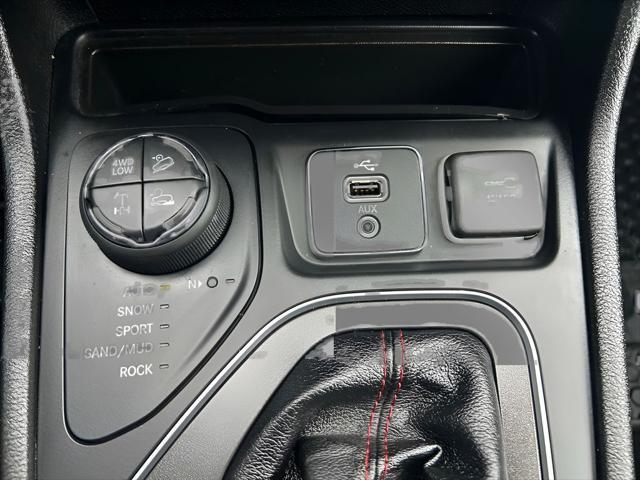 used 2019 Jeep Cherokee car, priced at $20,000