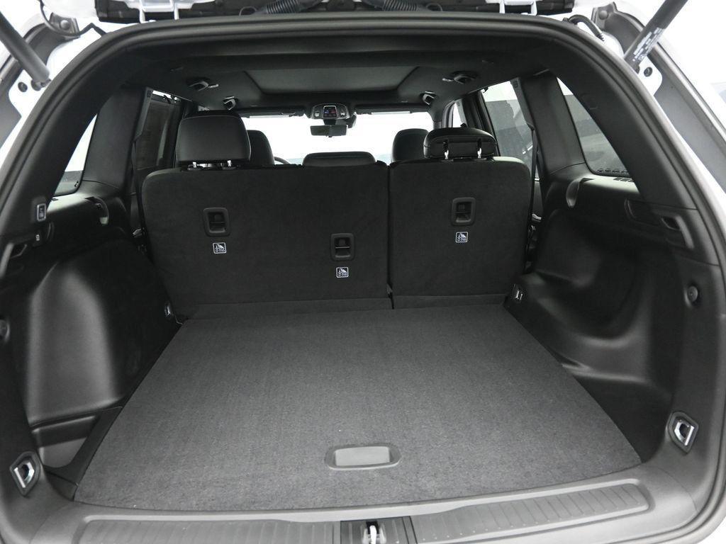 new 2025 Jeep Grand Cherokee car, priced at $48,815