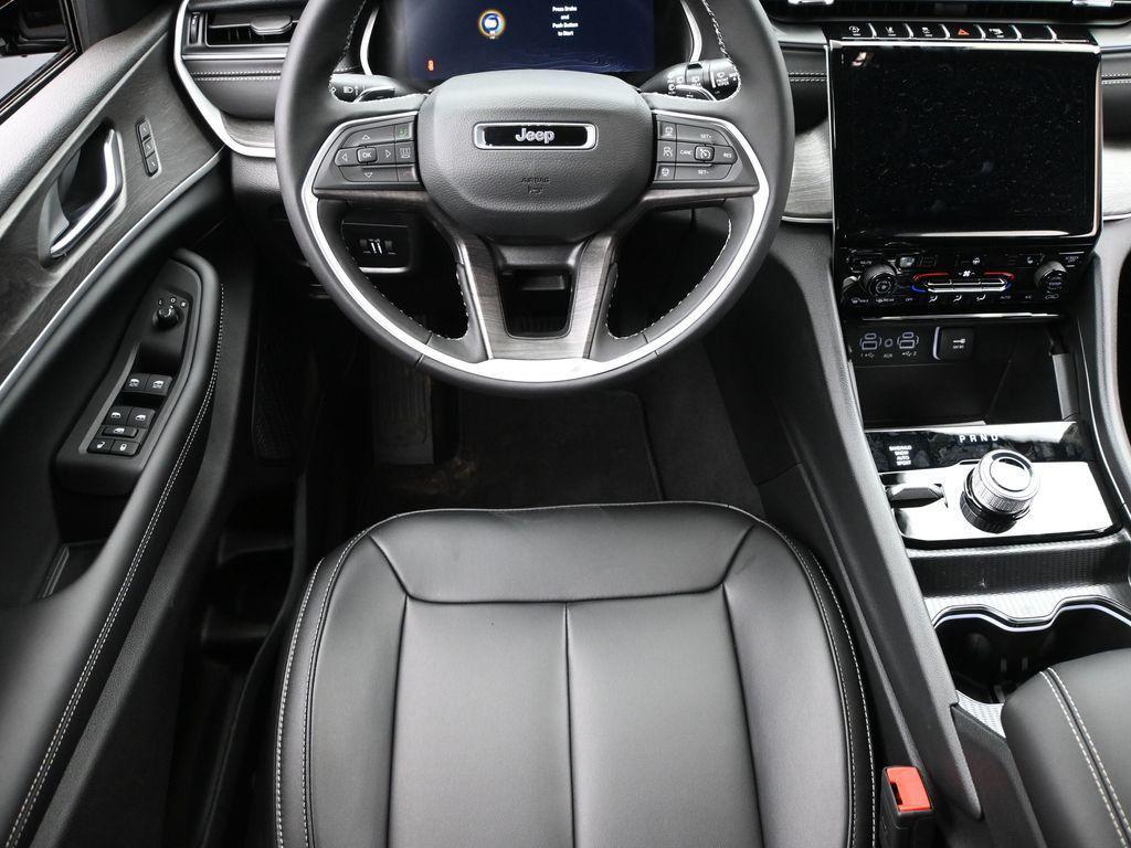 new 2025 Jeep Grand Cherokee L car, priced at $46,610