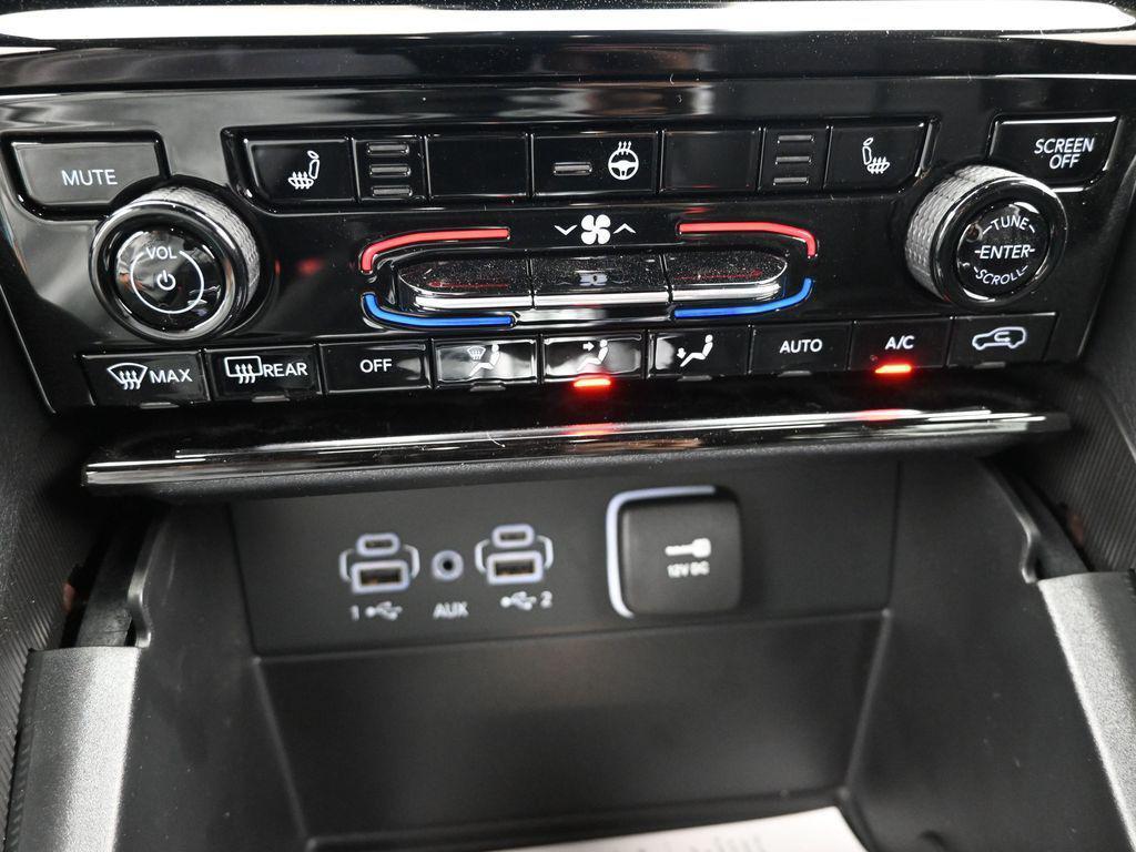 new 2025 Jeep Grand Cherokee L car, priced at $46,610