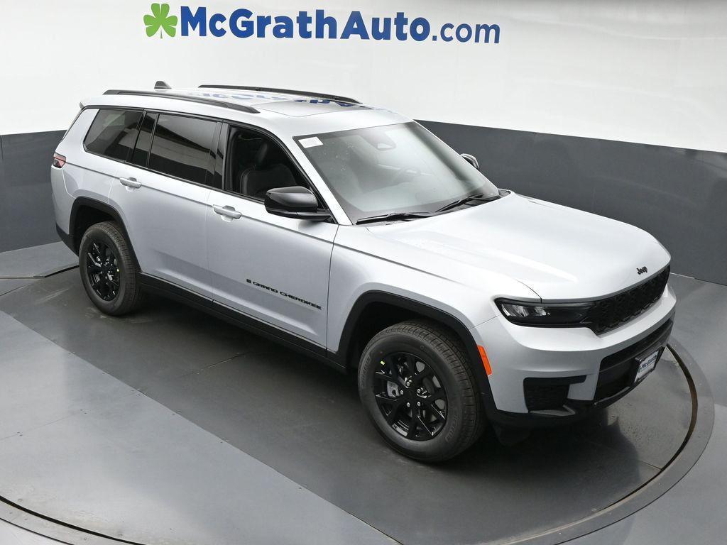 new 2025 Jeep Grand Cherokee L car, priced at $43,230