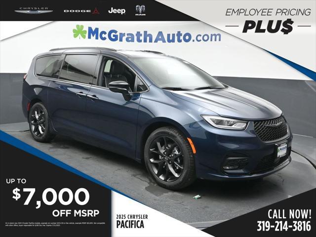 new 2025 Chrysler Pacifica car, priced at $49,906
