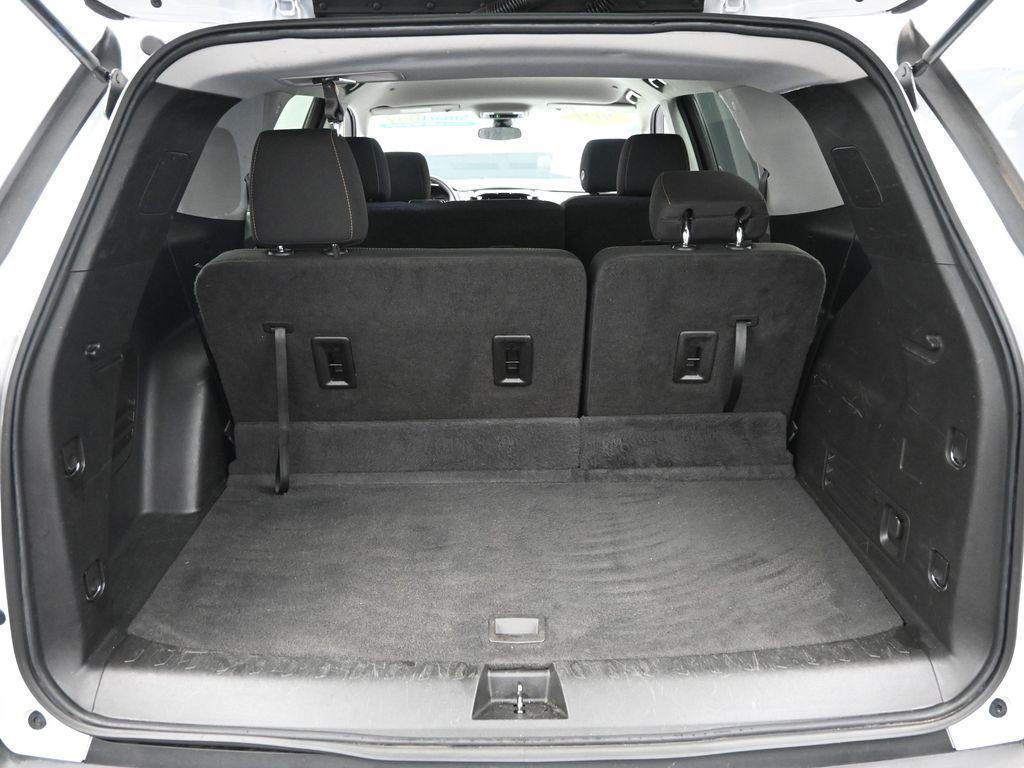 used 2021 Chevrolet Traverse car, priced at $18,997