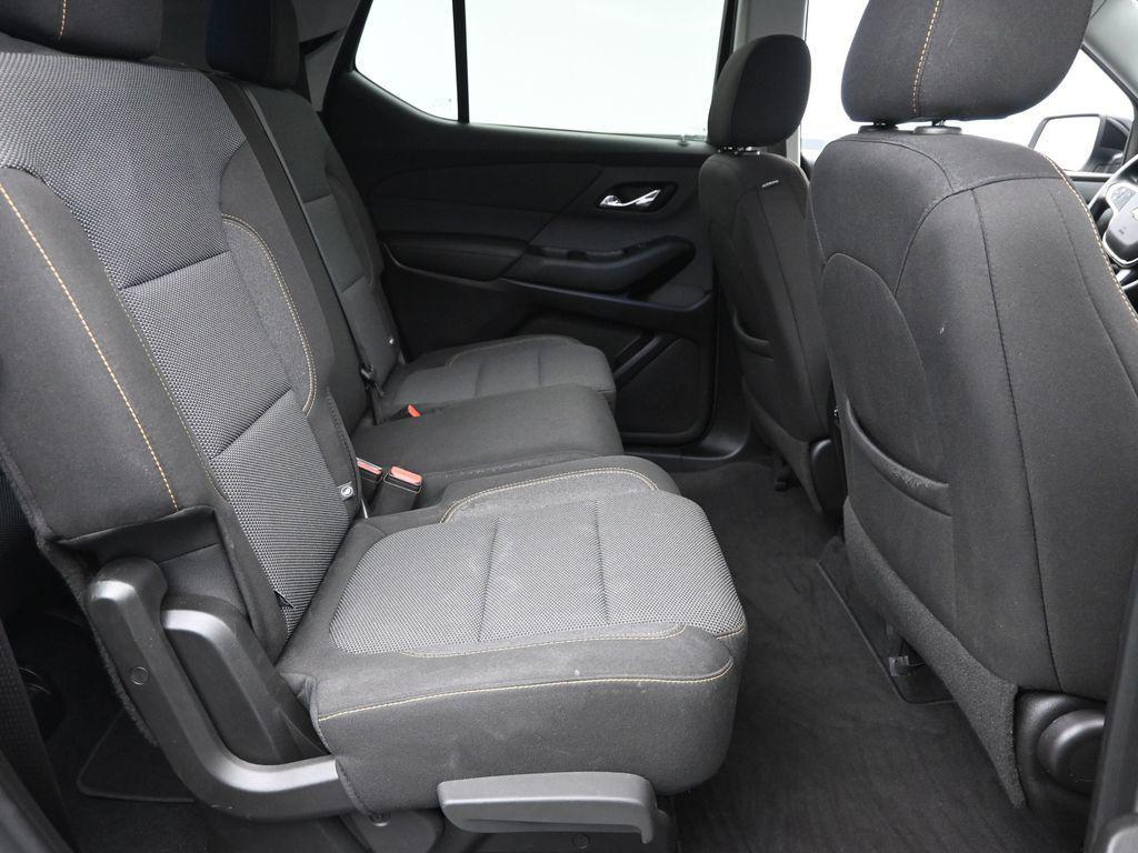 used 2021 Chevrolet Traverse car, priced at $18,997