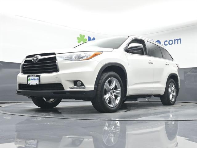 used 2016 Toyota Highlander car, priced at $21,900
