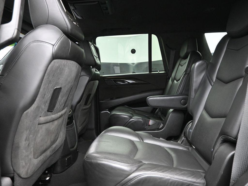used 2019 Cadillac Escalade car, priced at $32,900