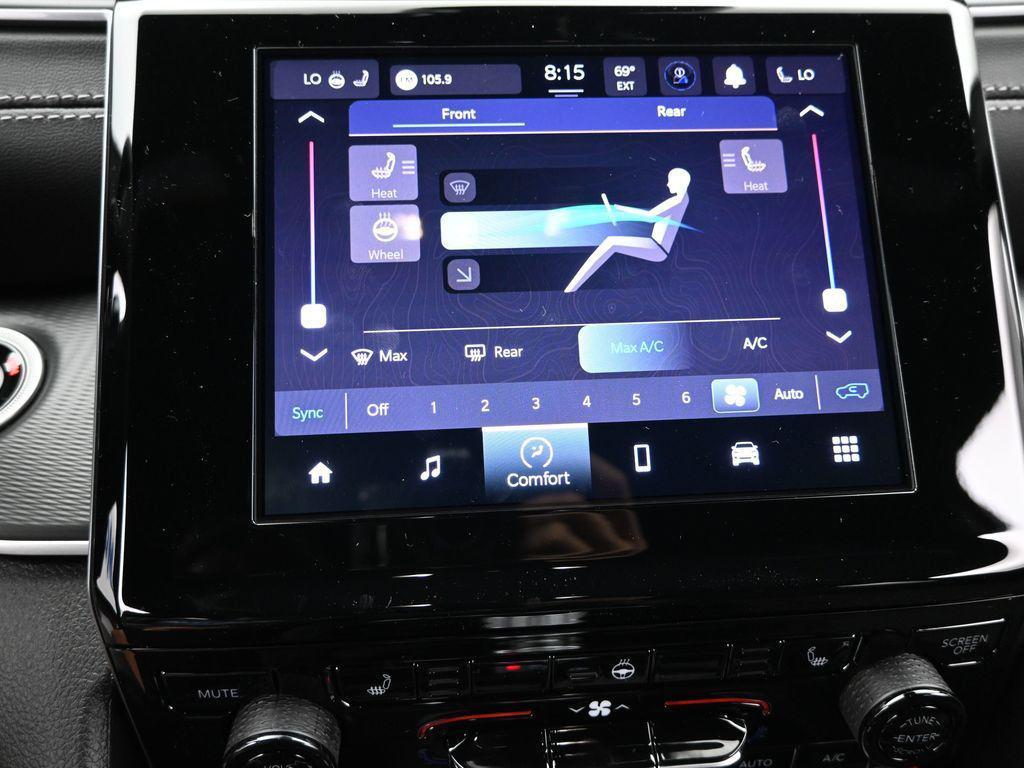 new 2025 Jeep Grand Cherokee L car, priced at $43,900