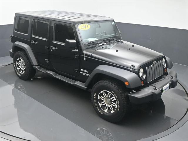 used 2013 Jeep Wrangler Unlimited car, priced at $15,500