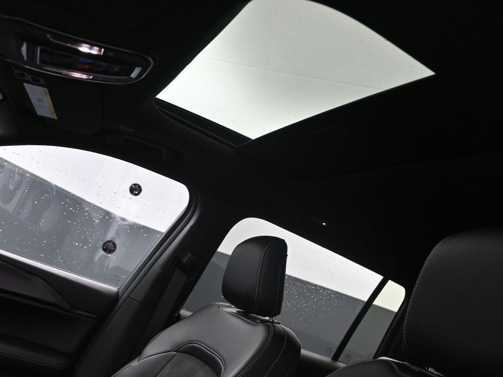 new 2025 Jeep Grand Cherokee L car, priced at $41,230