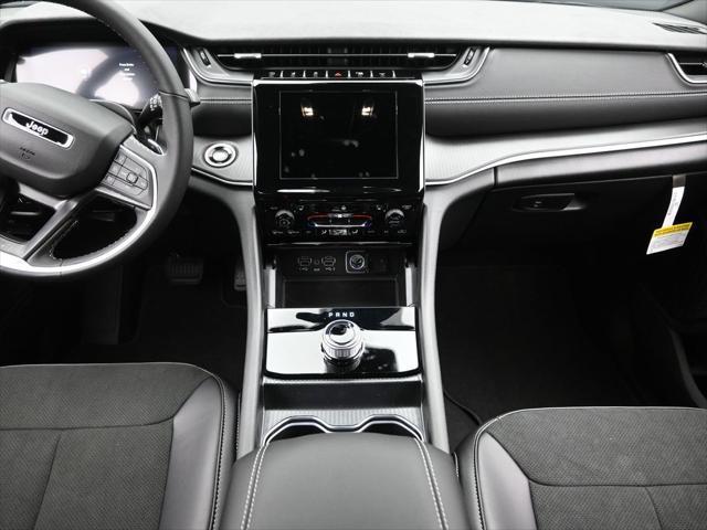 new 2025 Jeep Grand Cherokee L car, priced at $42,572