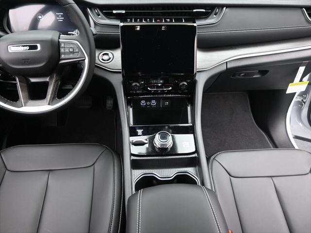 new 2025 Jeep Grand Cherokee L car, priced at $46,942