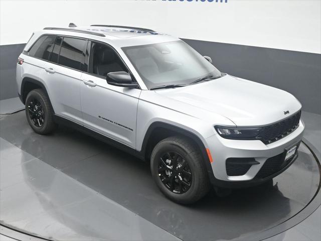 new 2025 Jeep Grand Cherokee car, priced at $42,025