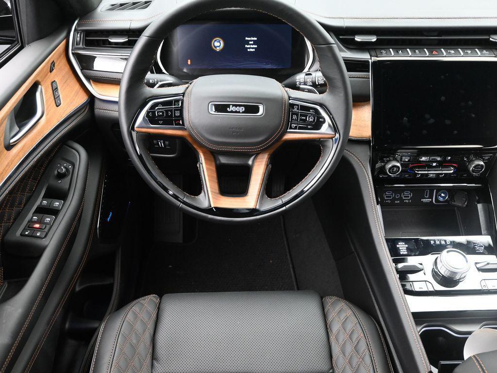 new 2025 Jeep Grand Cherokee L car, priced at $62,535
