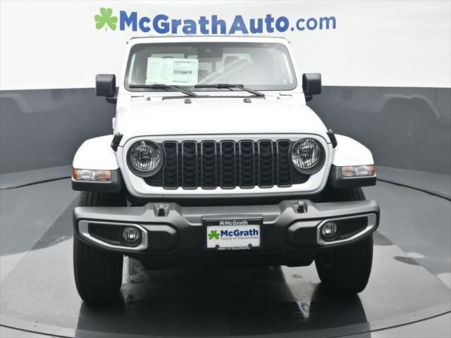 new 2024 Jeep Gladiator car, priced at $45,957