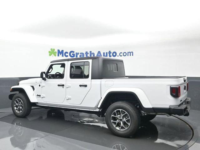 new 2024 Jeep Gladiator car, priced at $40,770