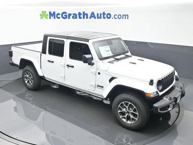 new 2024 Jeep Gladiator car, priced at $40,770