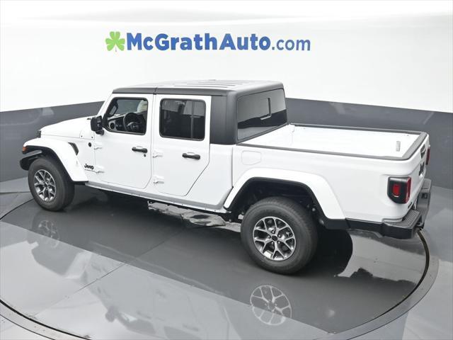 new 2024 Jeep Gladiator car, priced at $45,957