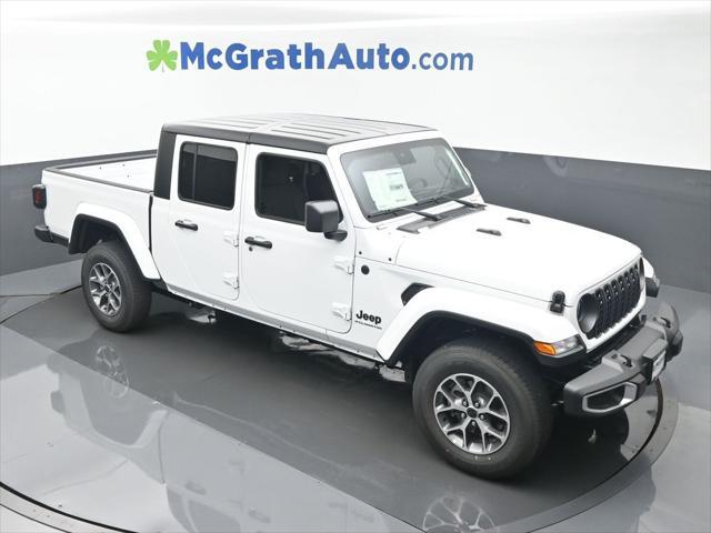 new 2024 Jeep Gladiator car, priced at $45,957