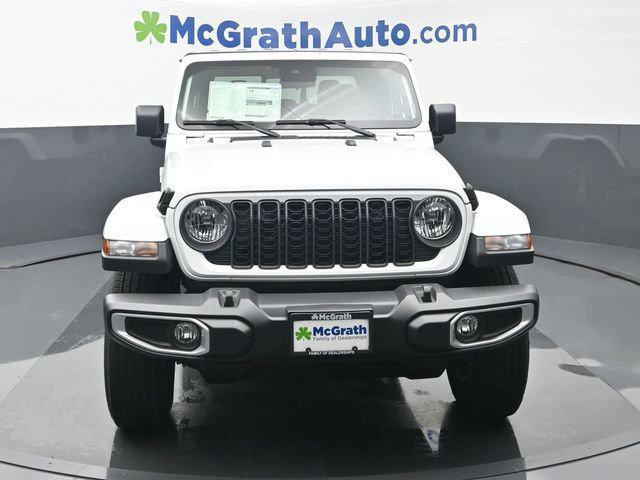 new 2024 Jeep Gladiator car, priced at $40,770